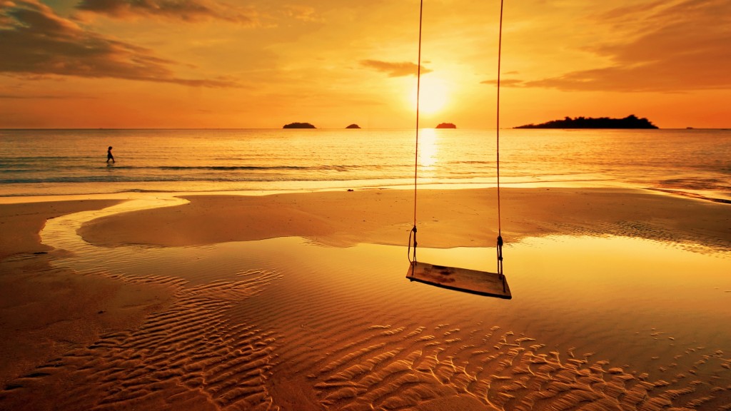 Beach-Sunset-Swing-2560x1440